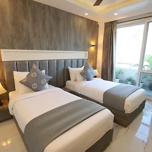 3* Hotel Keshav Residency Near Medanta