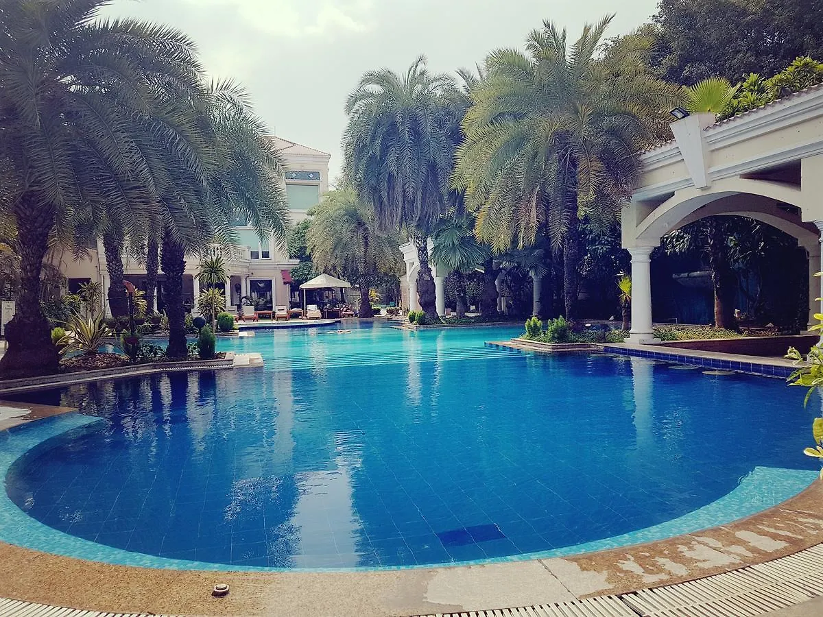The Palms Town & Country Club - Resort Gurgaon