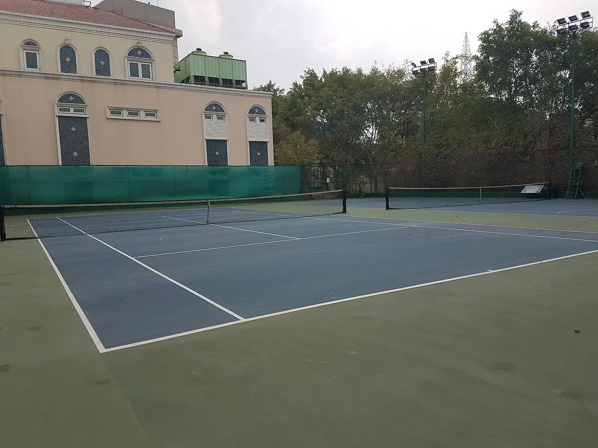 The Palms Town & Country Club - Resort Gurgaon 5*,  Hindistan
