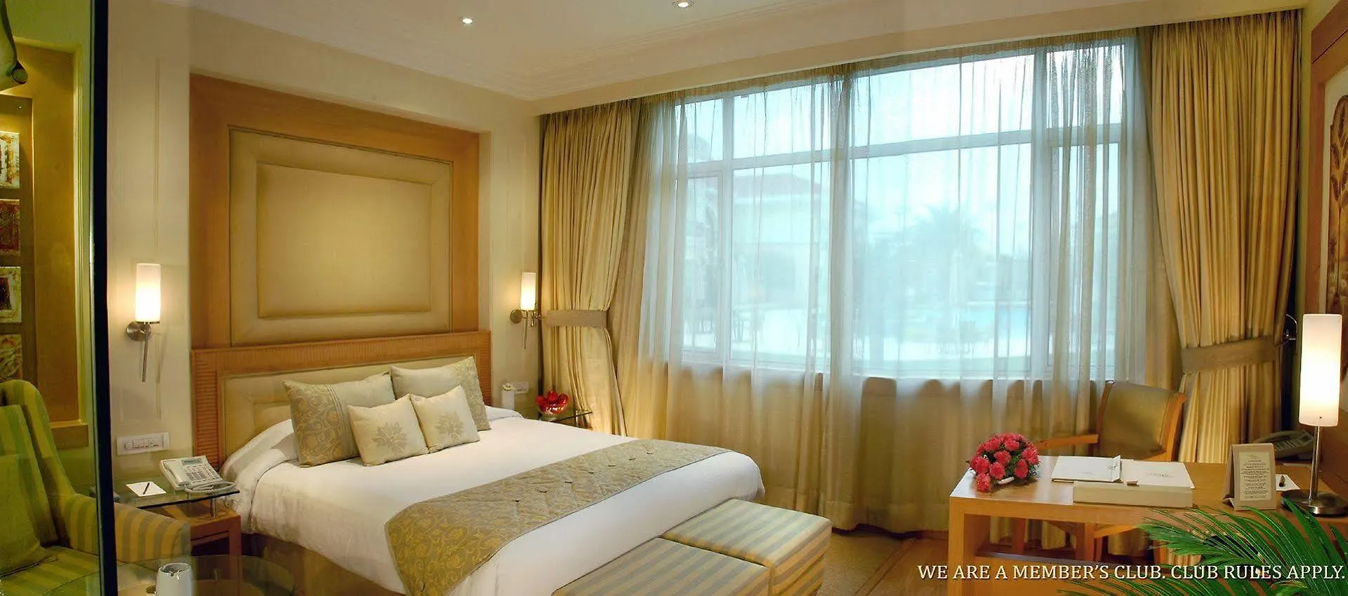 The Palms Town & Country Club - Resort Gurgaon 5*,